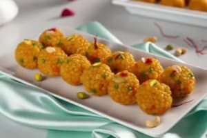 Navratan Boondi Ladoo 1Kg